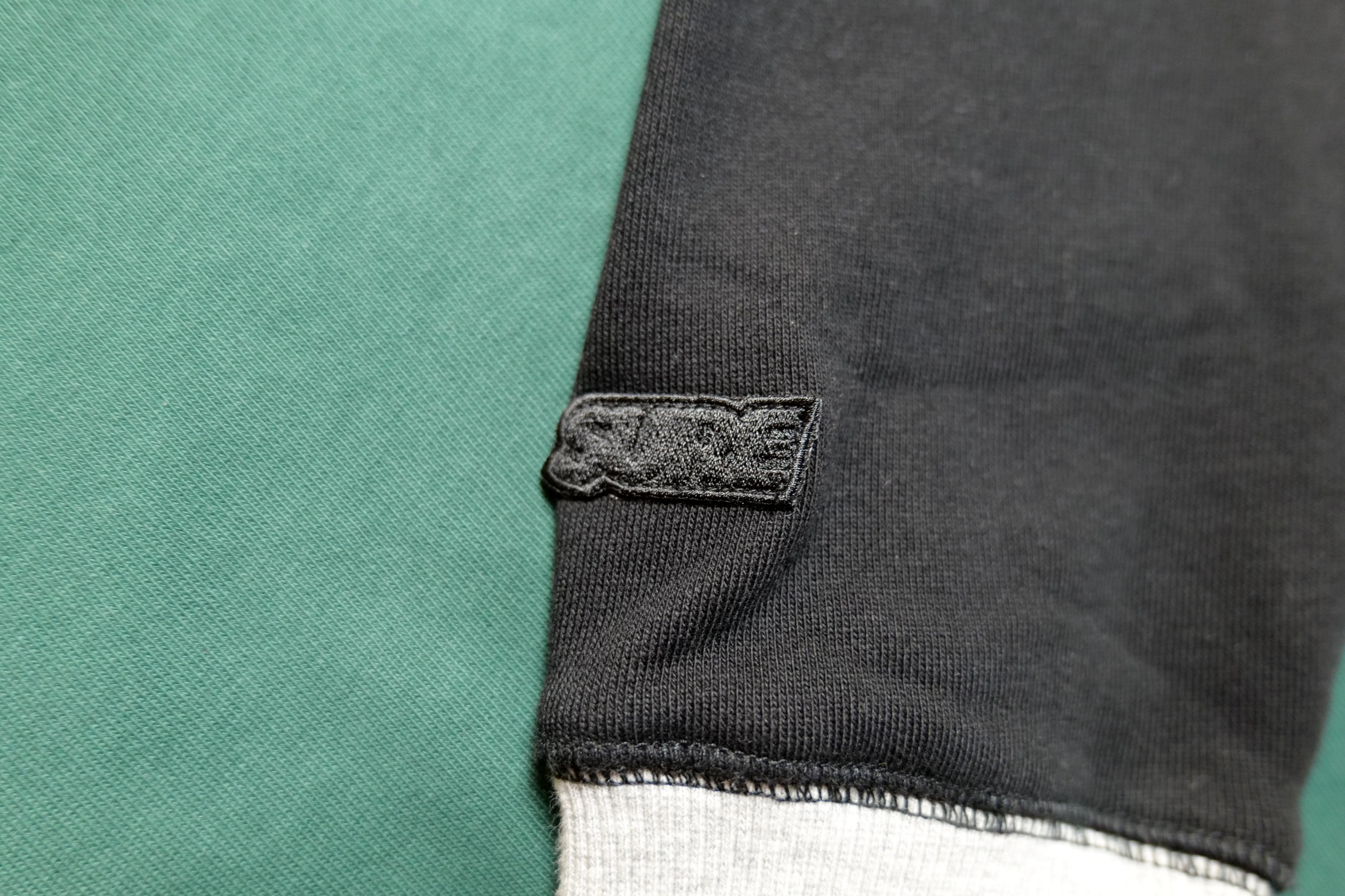 Authentics Embroidered Super Heavyweight Contrast 1/4 Zip  - Black / Forest