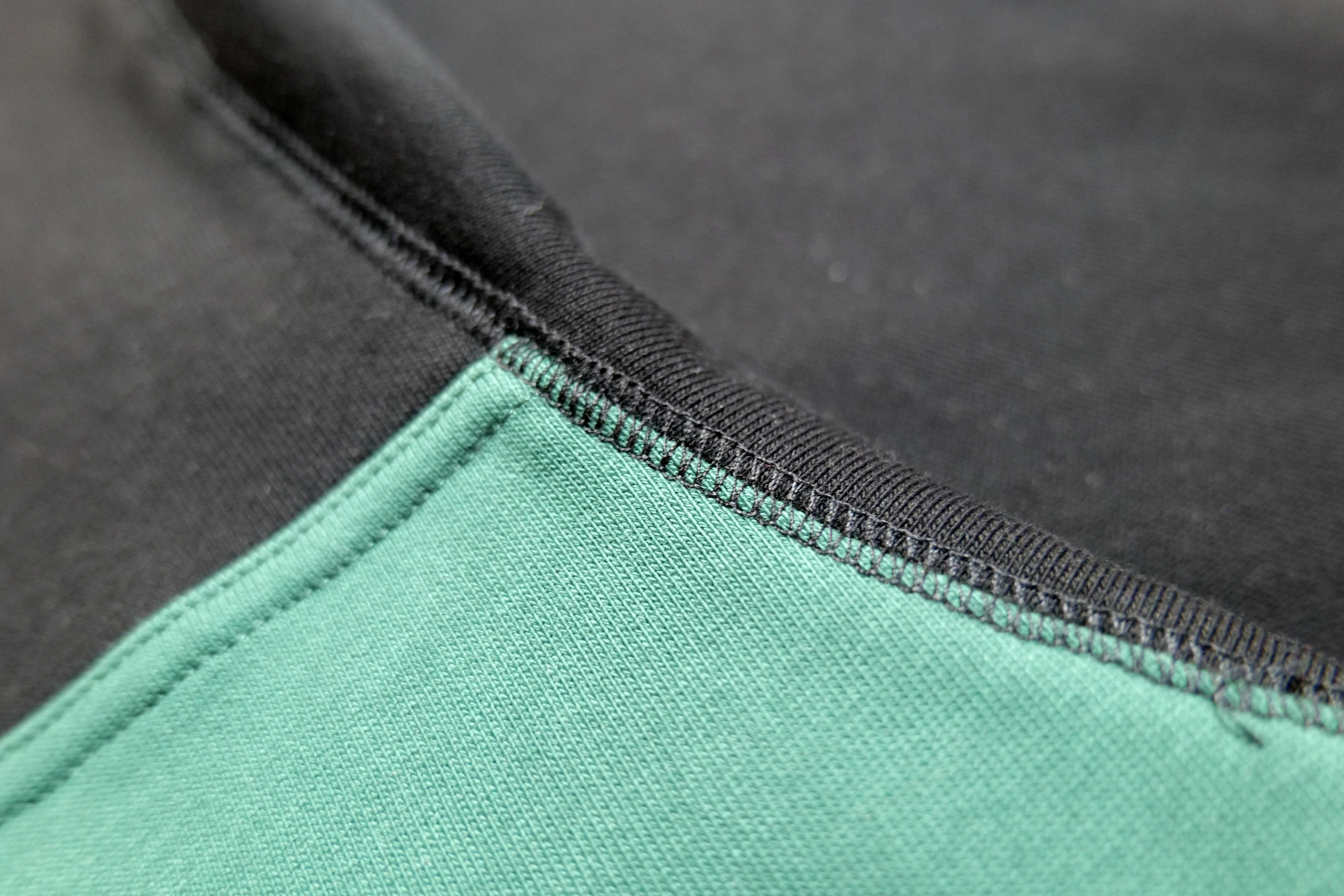Authentics Embroidered Super Heavyweight Contrast 1/4 Zip  - Black / Forest