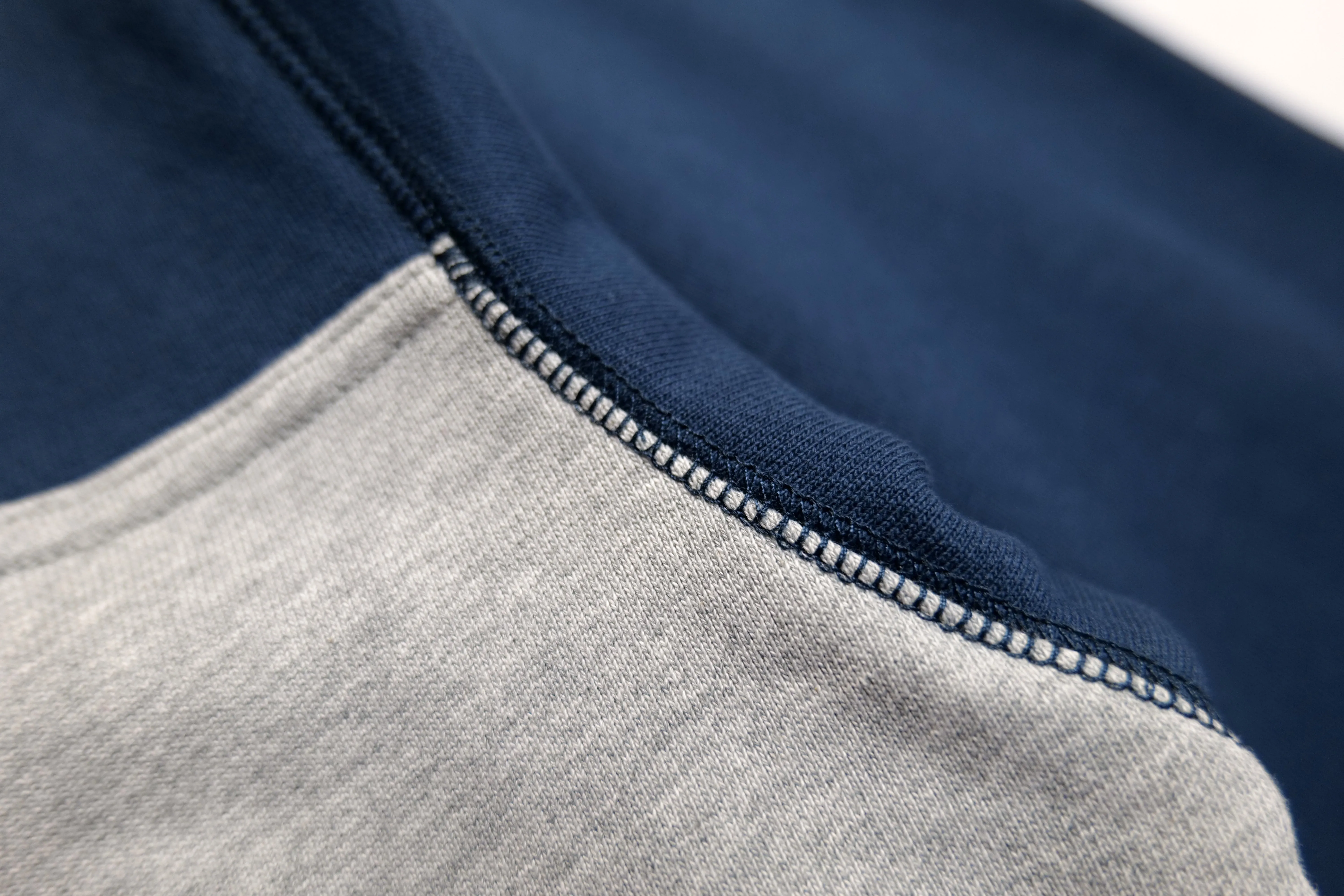 Authentics Embroidered Super Heavyweight Contrast 1/4 Zip  - Navy / Grey