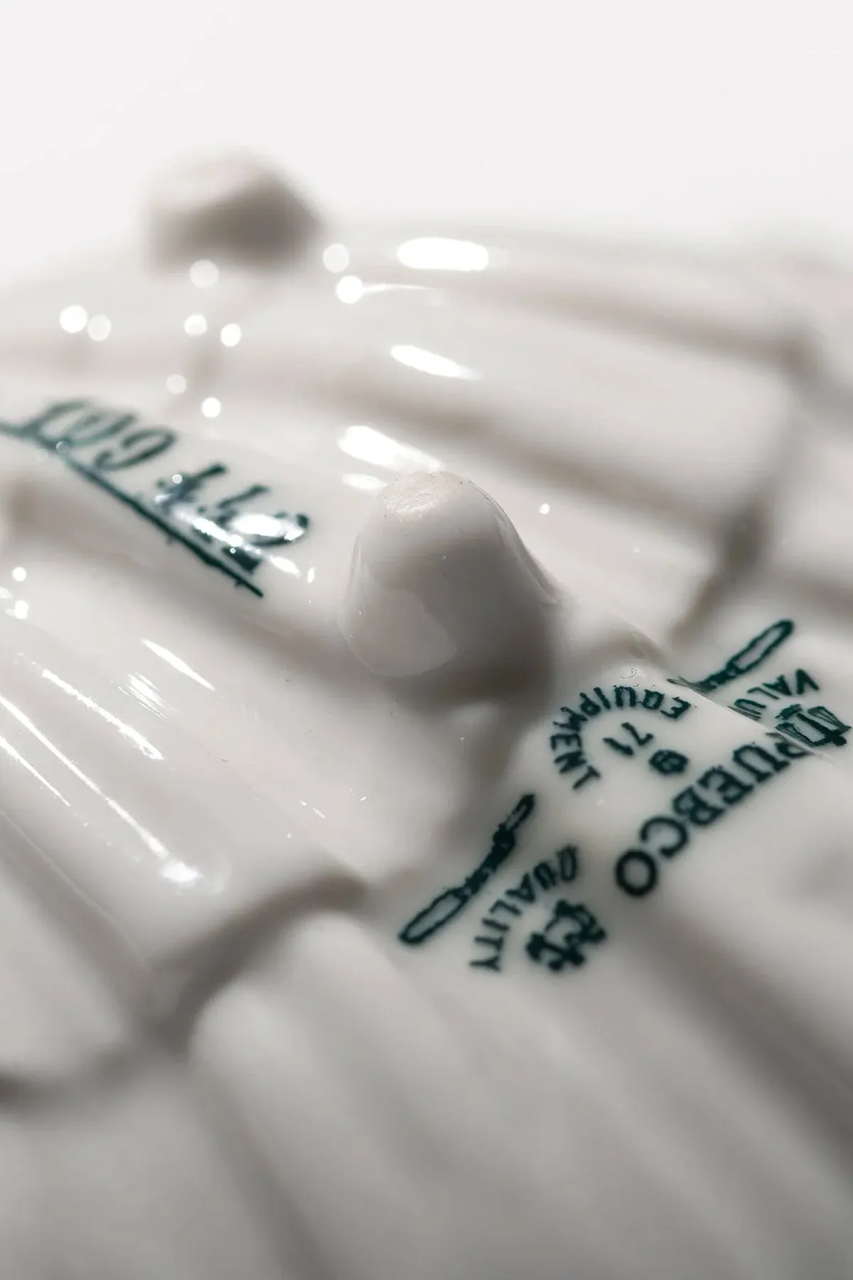 Ceramic Seashell Tray - Oyster