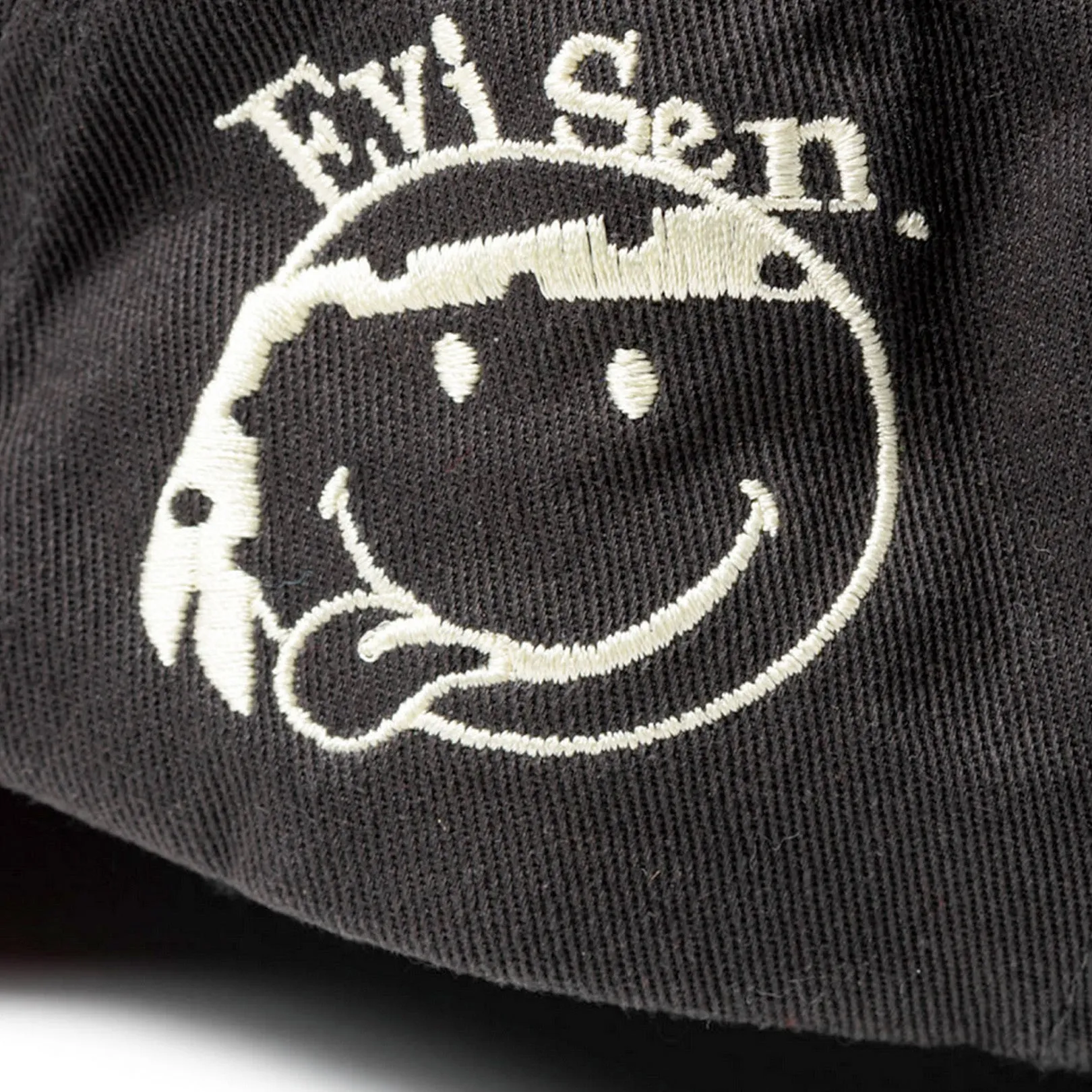 Evisen One-Up 6 Panel Cap Dark Grey/Red
