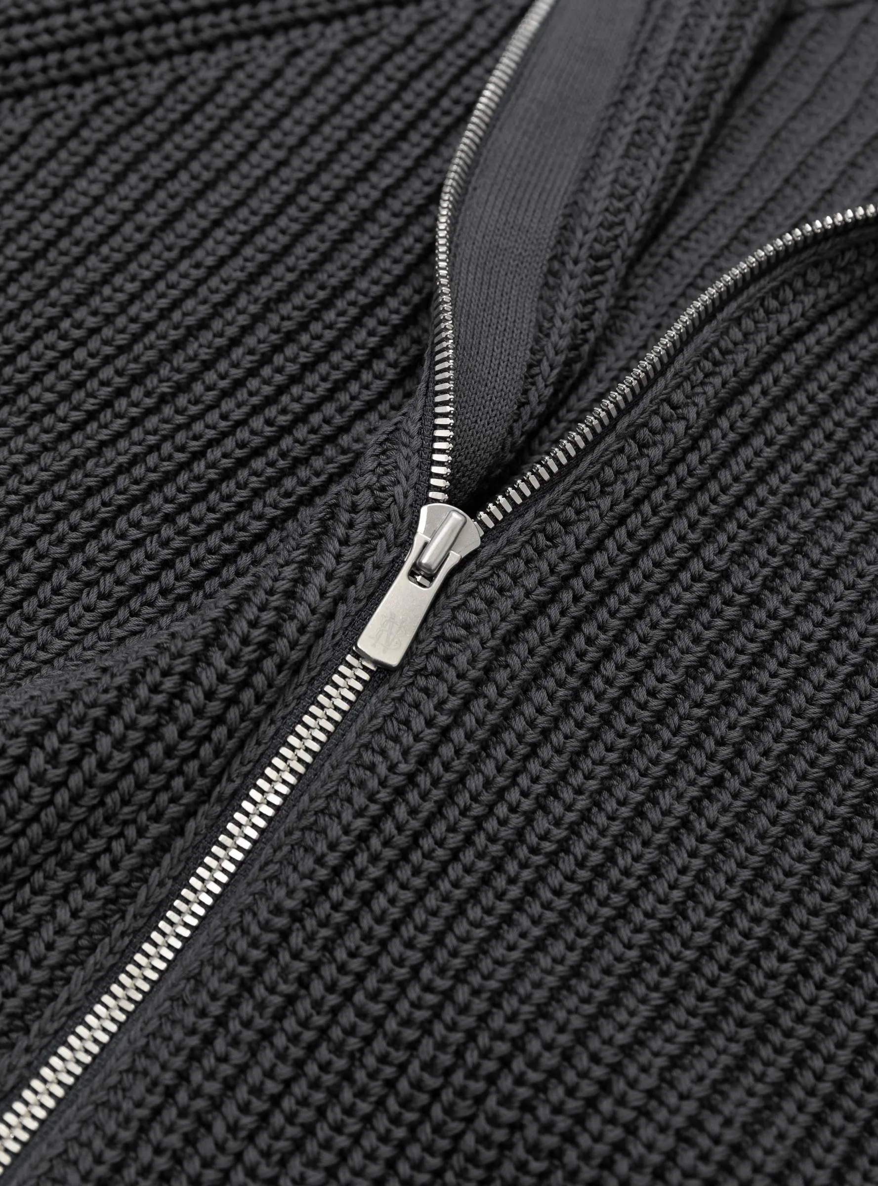 Signature Drivers Knit Dark Grey